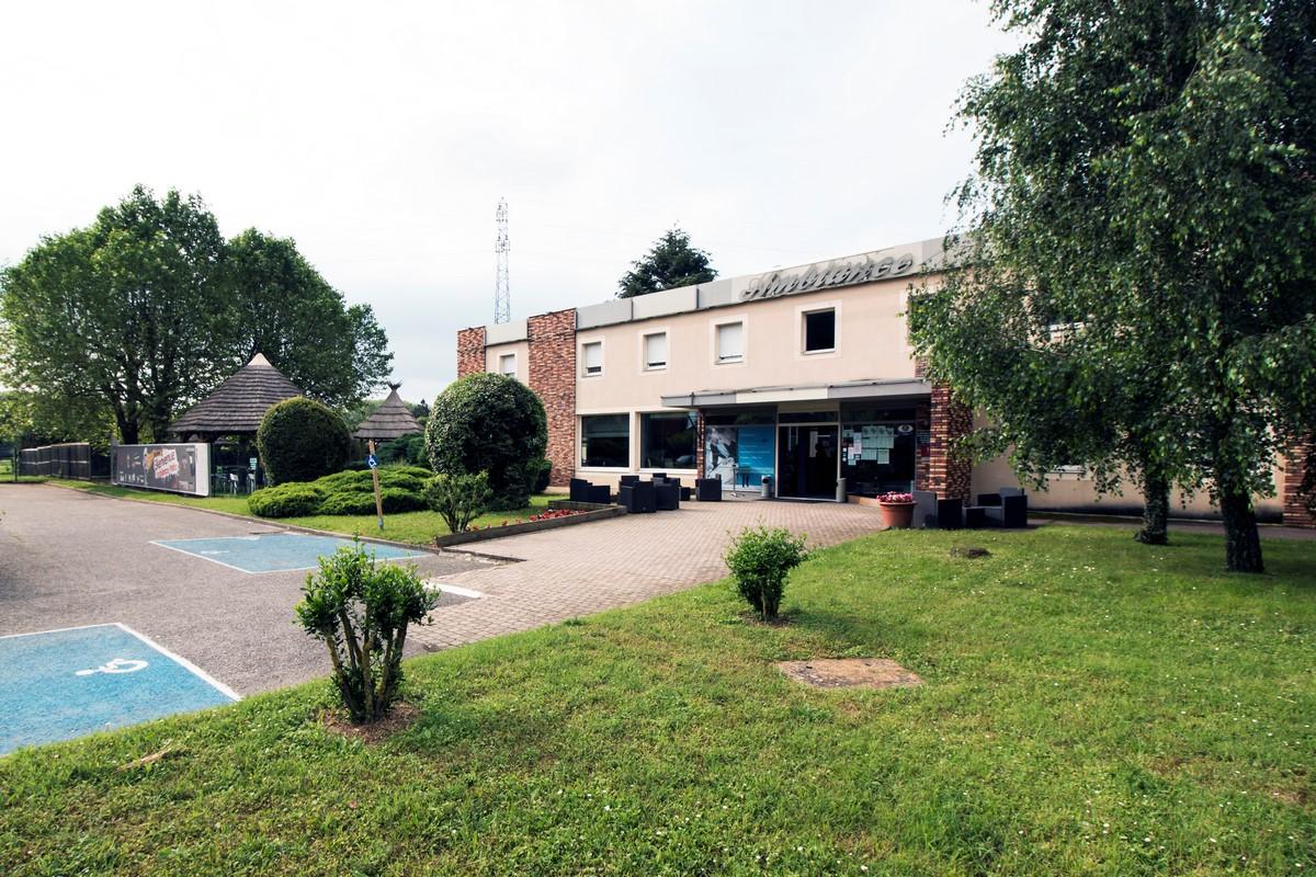 Ambiance Hotel 2*